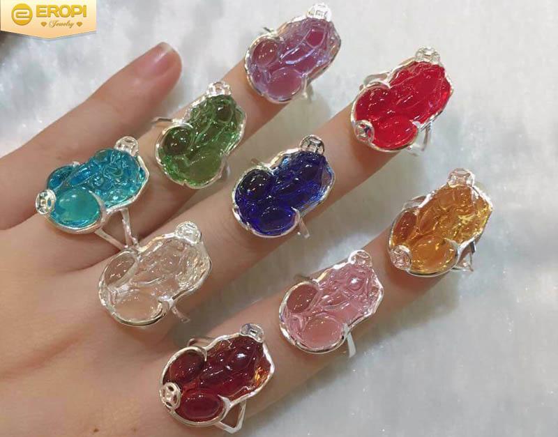 Cách đeo nhẫn tỳ hưu đúng ngón tay