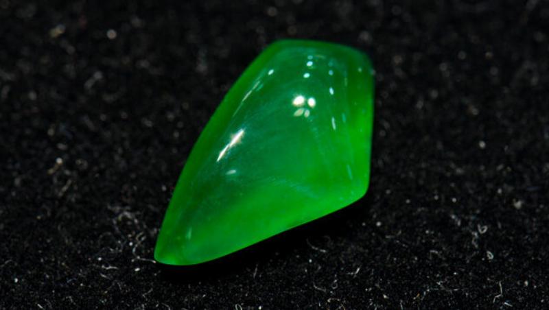 Ngọc Jadeite hợp mệnh