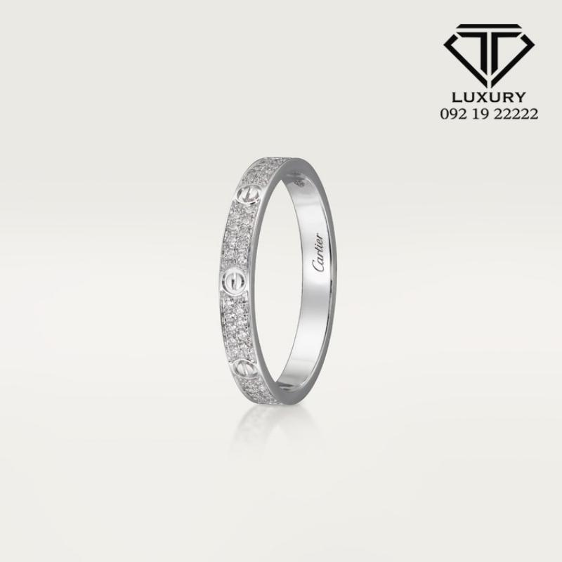 Nhẫn Cartier Love biểu tượng của tình yêu vĩnh cửu với thiết kế đinh vít độc đáo