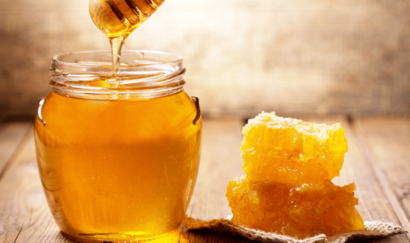 mat-ong-rung-mon-qua-suc-khoe-phong-thuy