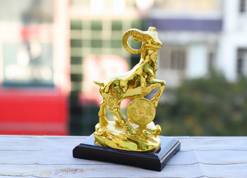 Tượng Dê phong thủy cho người tuổi Mùi mang lại may mắn và tài lộc