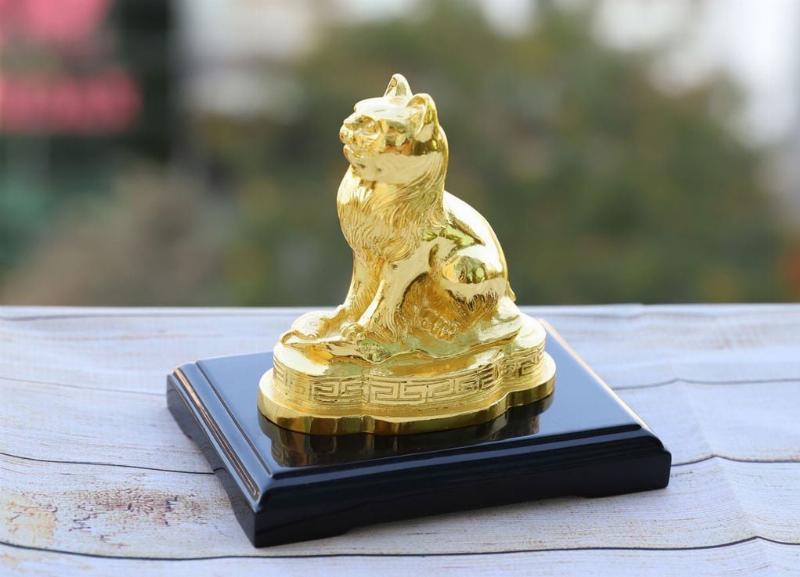 Tượng Heo phong thủy mang lại may mắn cho người tuổi Mão