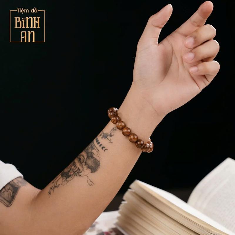 Vòng tay phong thủy nữ mix charm vàng tài lộc may mắn