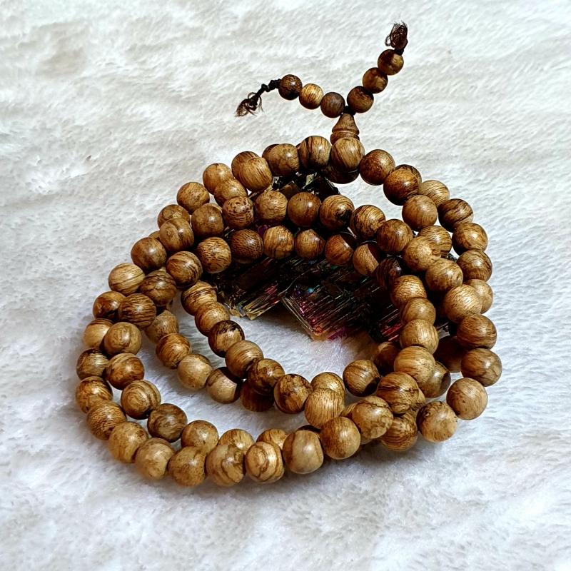 vong-tram-huong-108-hat-6ly-nho-dep