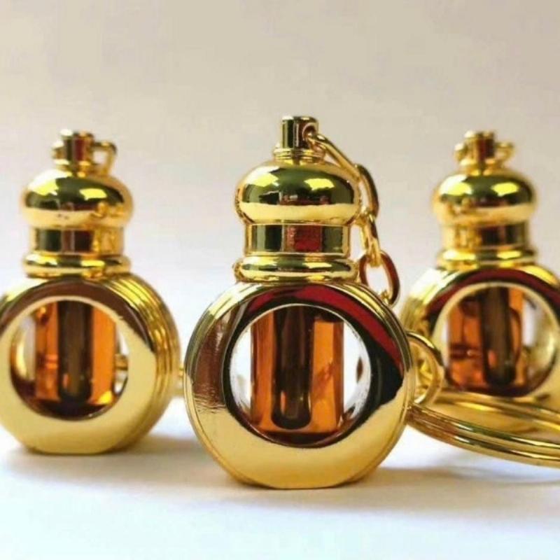 Cách bảo quản trầm hương trong hộp gỗ chuyên dụng, tránh ánh nắng trực tiếp và ẩm mốc.