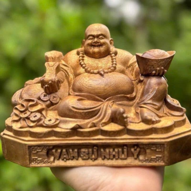 Trầm hương chế tác thủ công tinh xảo hình phật di lặc mang lại may mắn