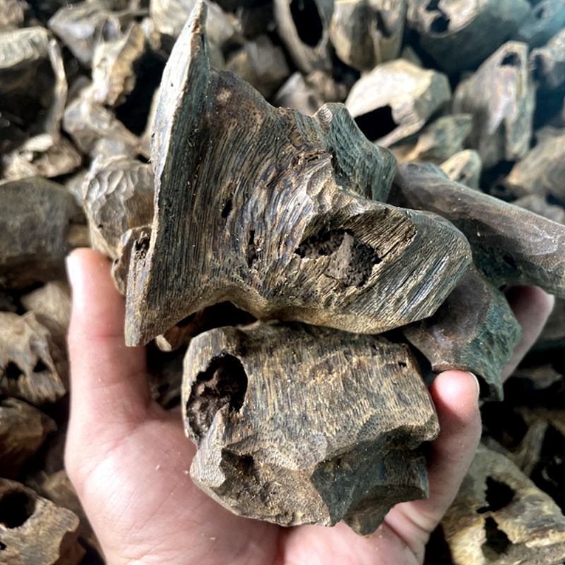 Trầm hương kỳ nam cao cấp, vân dầu tự nhiên